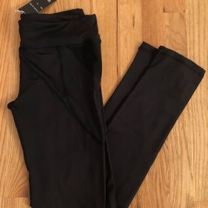 NWT!! LA Society black workout legging